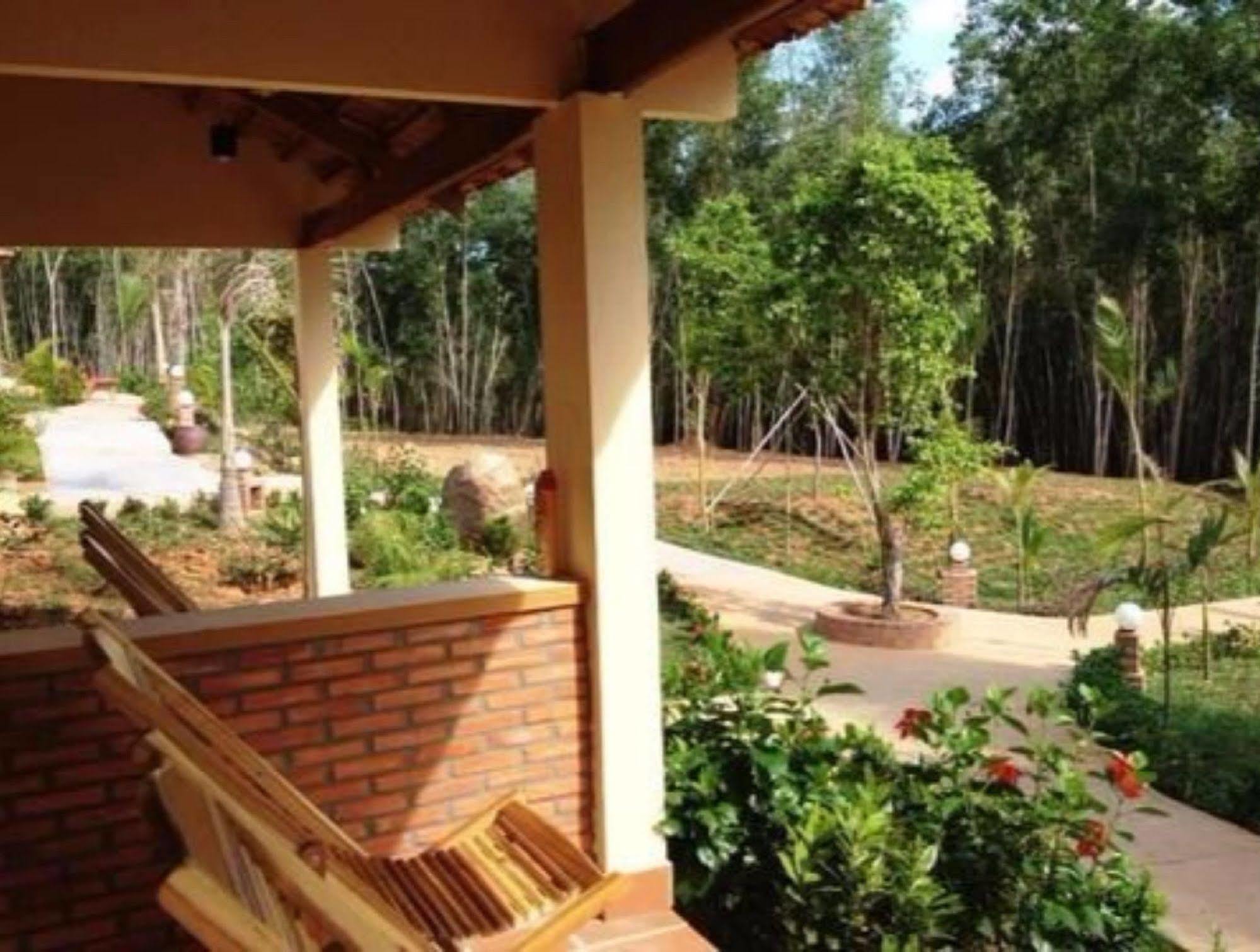 דואונג דונג Thuy House Resort מראה חיצוני תמונה